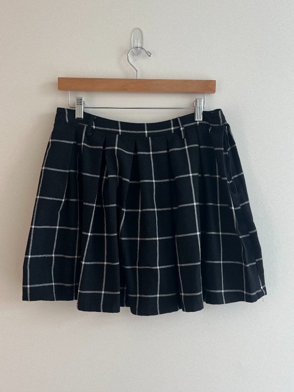 Hot Topic Black Plaid Pleated Mini Skirt Grunge Alt‎ E-Girl Y2K Punk Sz L